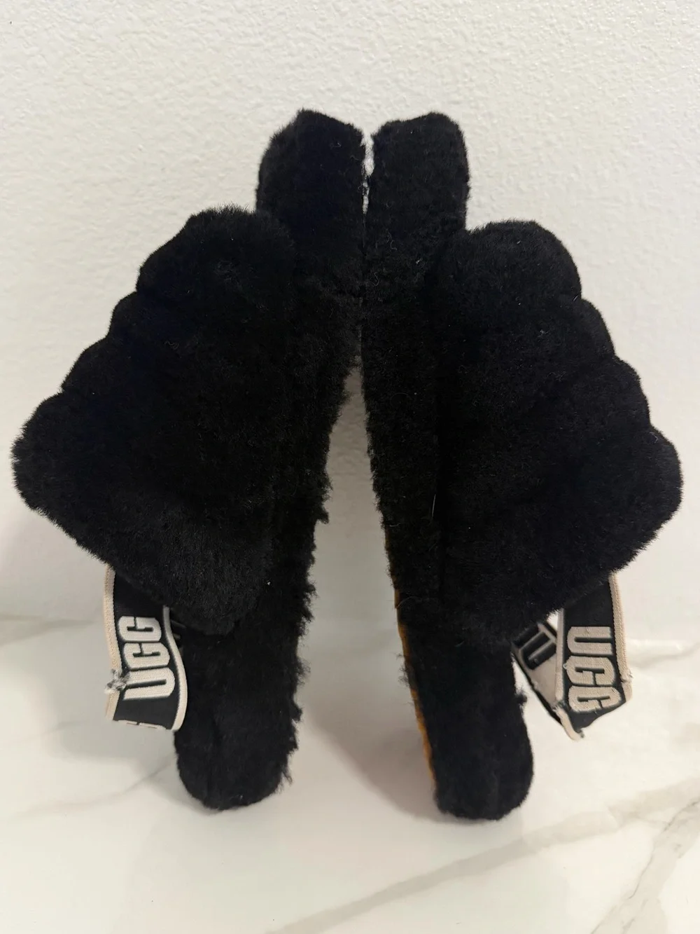 Ugg Fluff Yeah slide slippers black logo strap size 4